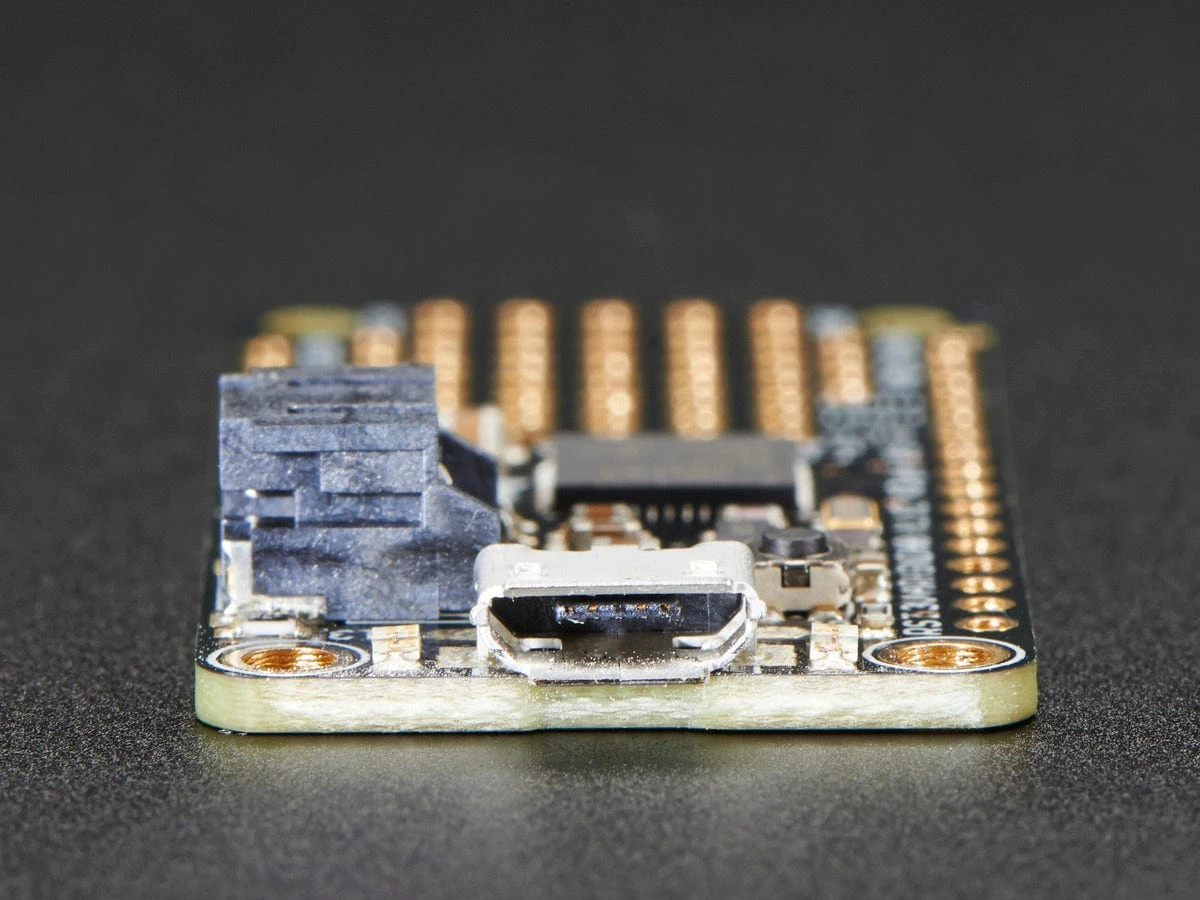 Adafruit Feather M0 Basic Proto - ATSAMD21 Cortex M0 9 Adafruit Feather M0 Basic Proto - ATSAMD21 Cortex M0 - Image 9